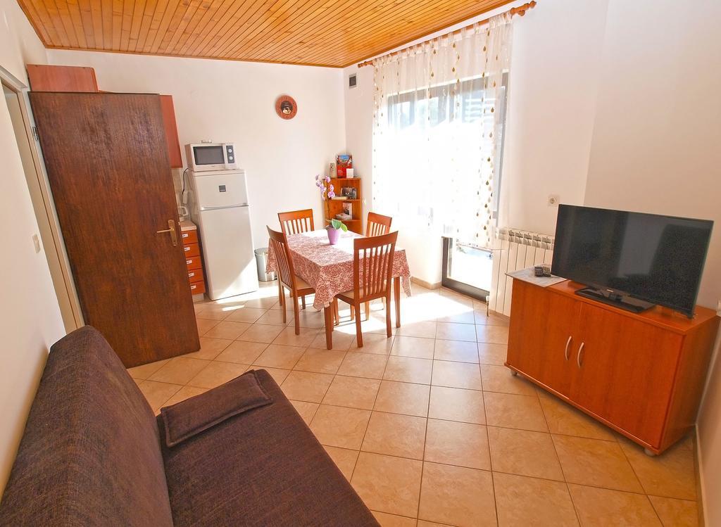 House Sandra 1430 Peresiji Ngoại thất bức ảnh